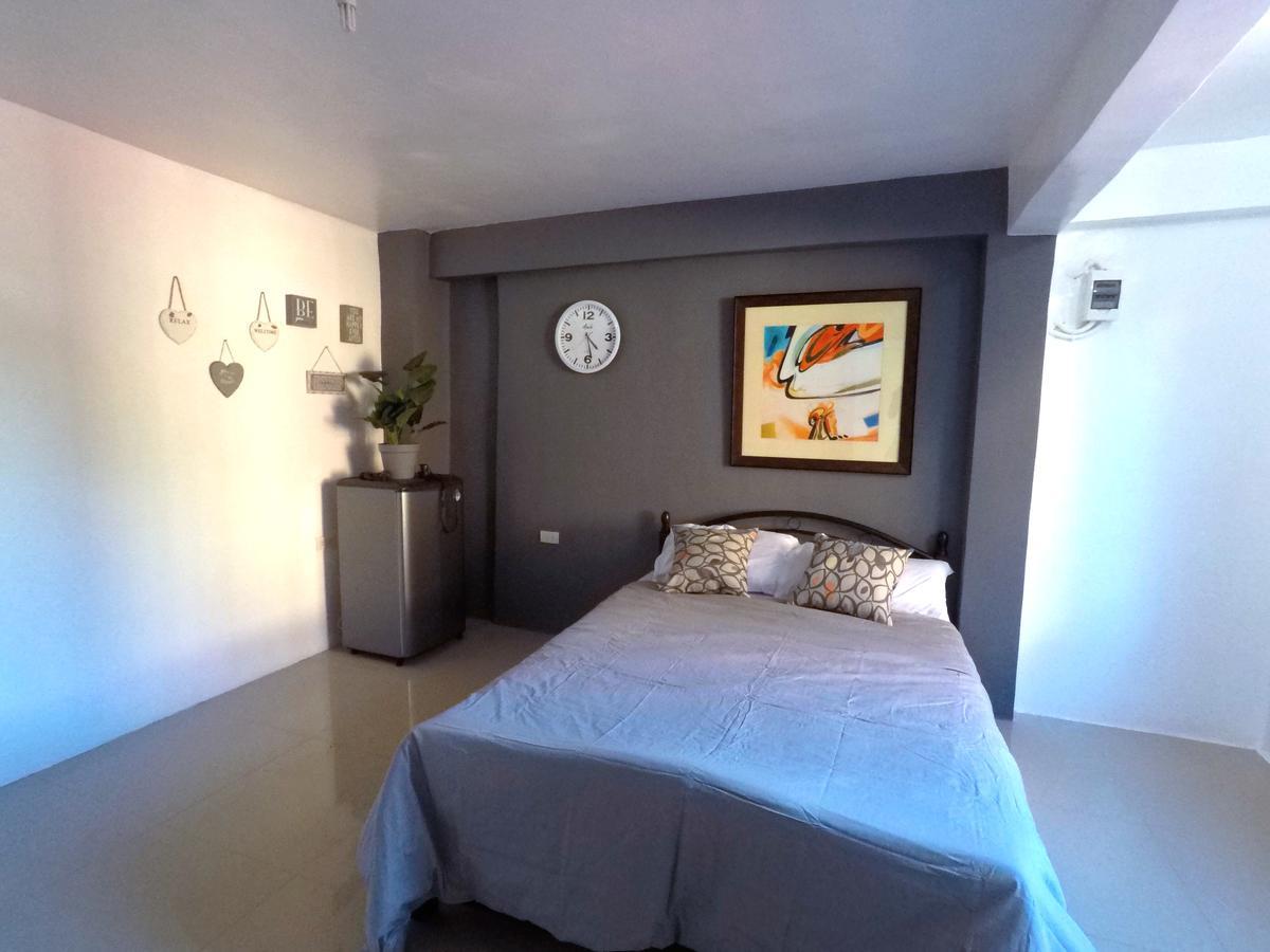 Lalyn'S Room In Quezon City Zewnętrze zdjęcie